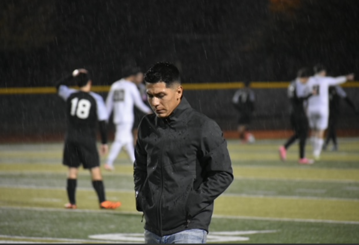 THS Boy's Soccer Kicks Off